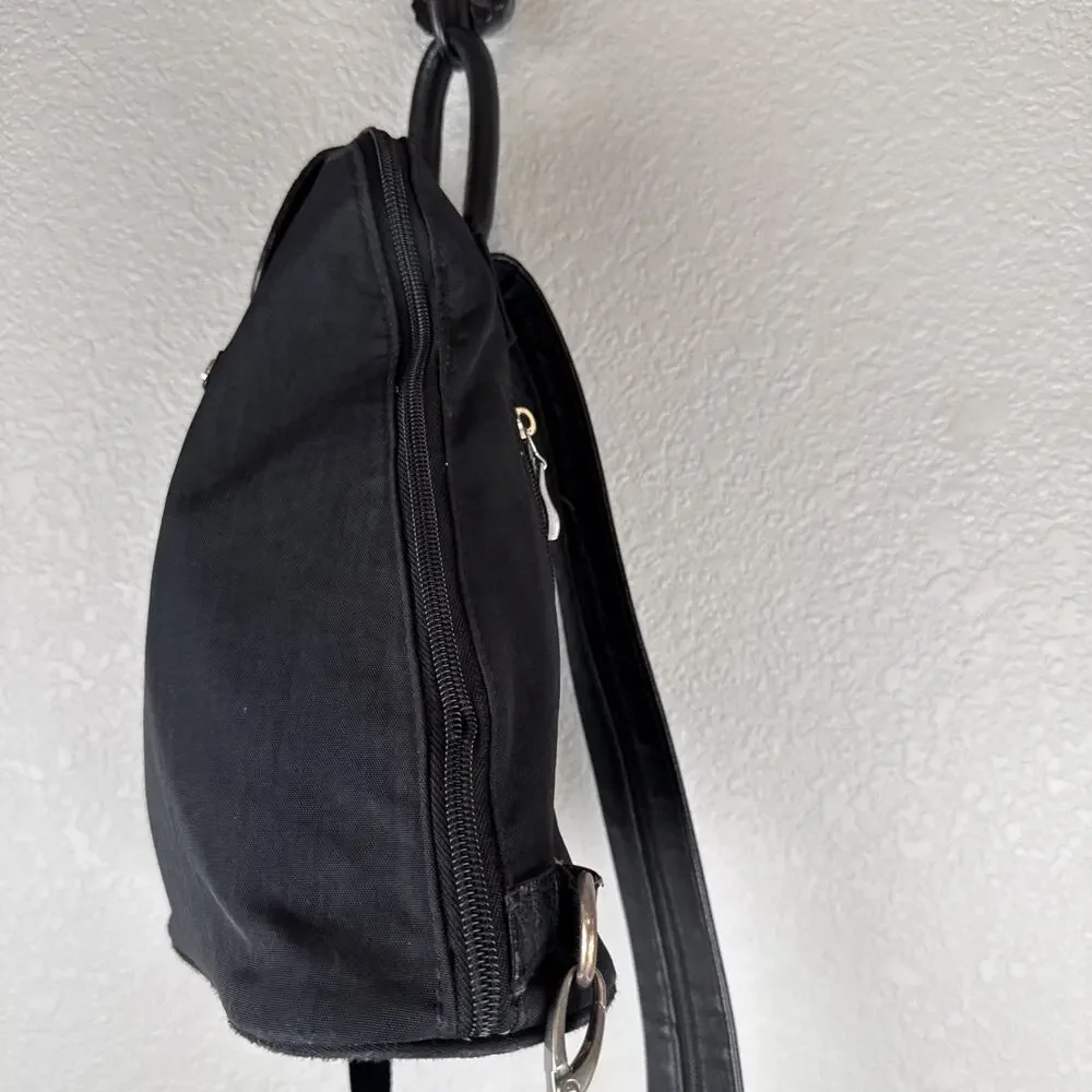 Baggallini metro backpack